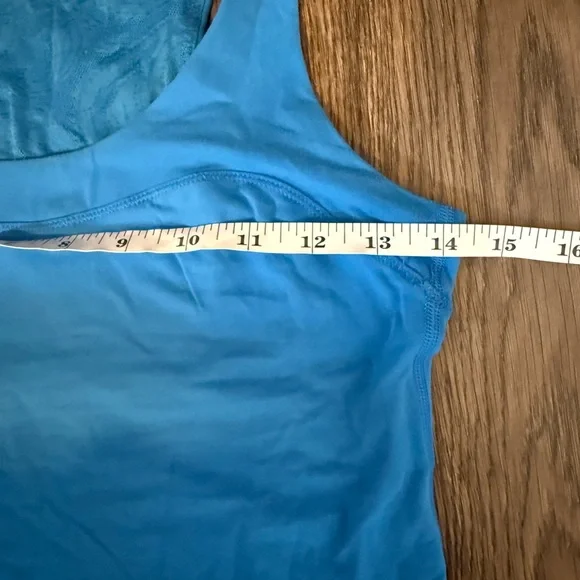 Lululemon Run: First Base Tank - Picture 5 of 7